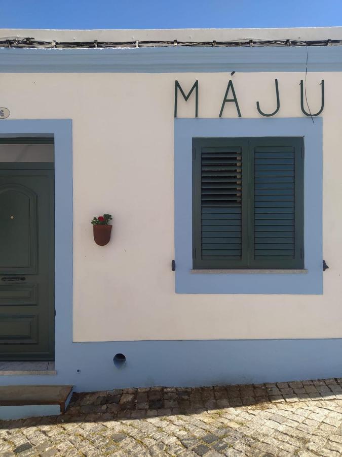 Villa Maju Concept House - Beja Centro Historico Exterior foto